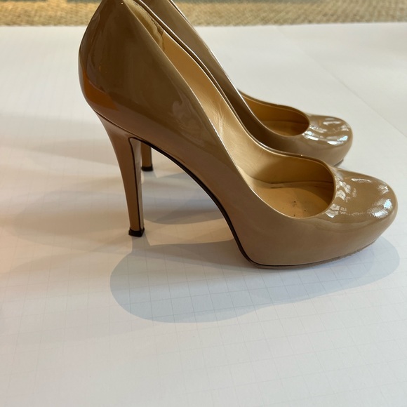Kate Spade Lori Camel Heels Size 7 - Picture 1 of 4